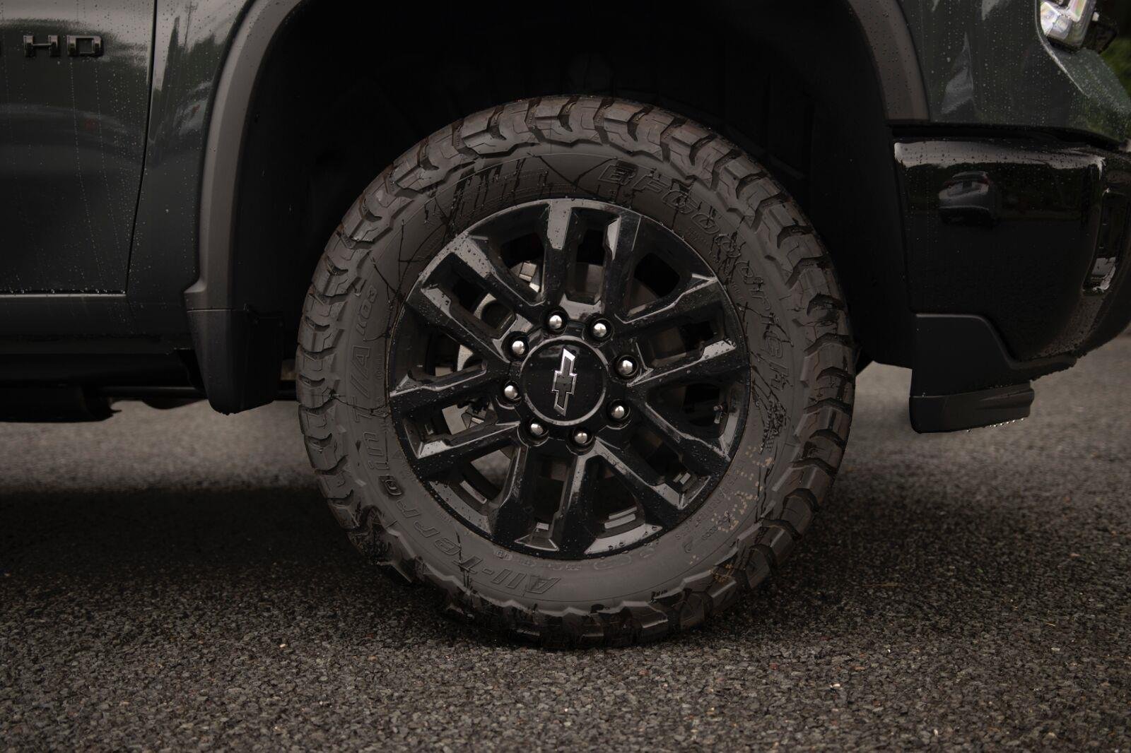 New 2026 Cypress Gray Chevrolet LT image 11