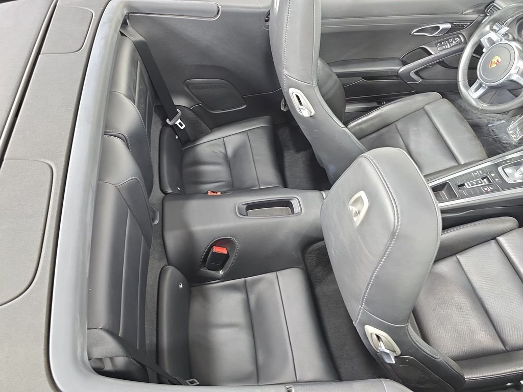 Certified Used 2015  Porsche Carrera 4 image 26