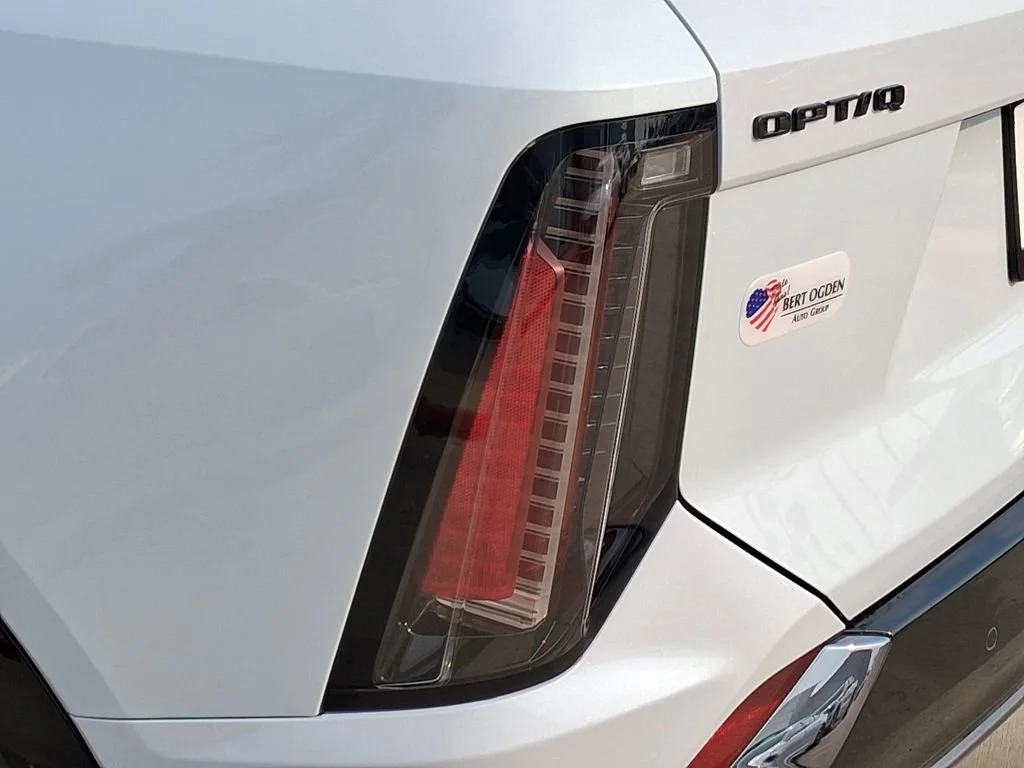 2026 Cadillac OPTIQ Sport - Photo 8