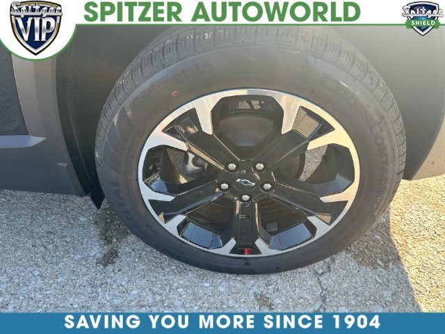 New 2027 Mosaic Black Metallic Chevrolet LT image 55