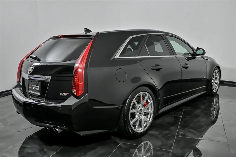 Used 2013 Black Diamond Tricoat Cadillac  image 10