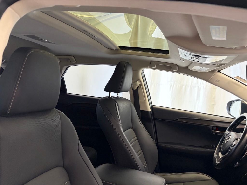 Used 2021 Silver Lexus 300h image 19