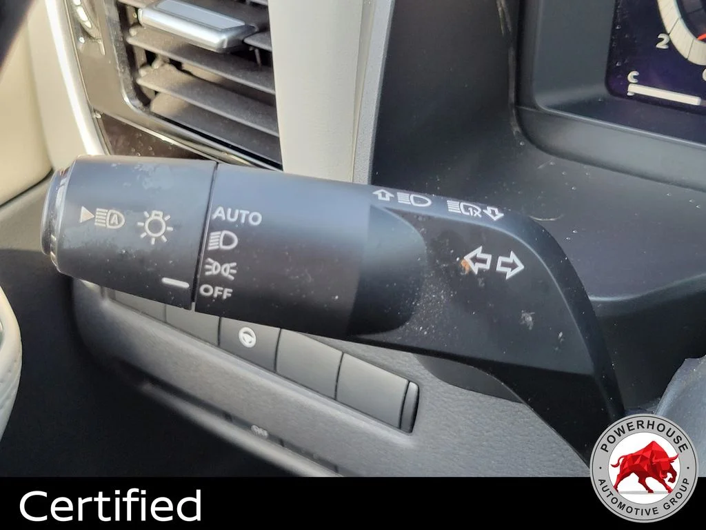 Used 2024 Red Nissan SL image 33