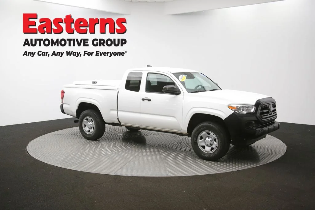 Used 2019 White Toyota SR image 44