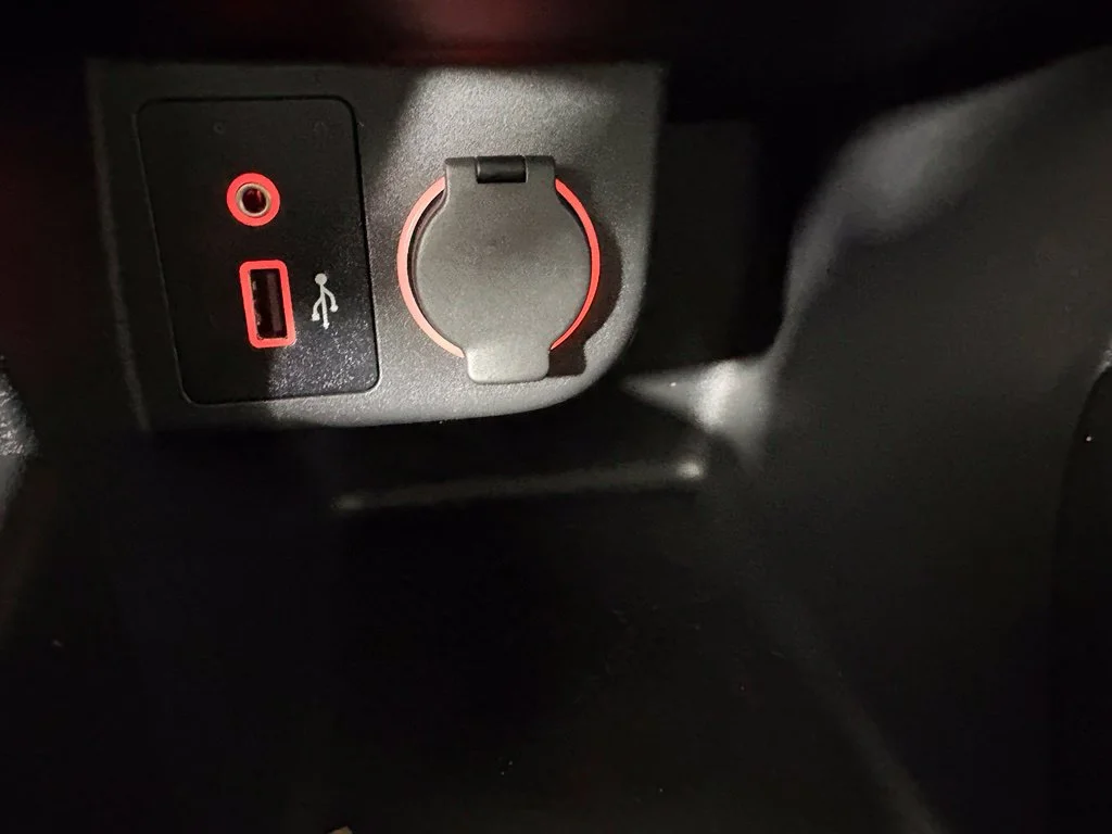 Used 2020 Gray Nissan SR image 36