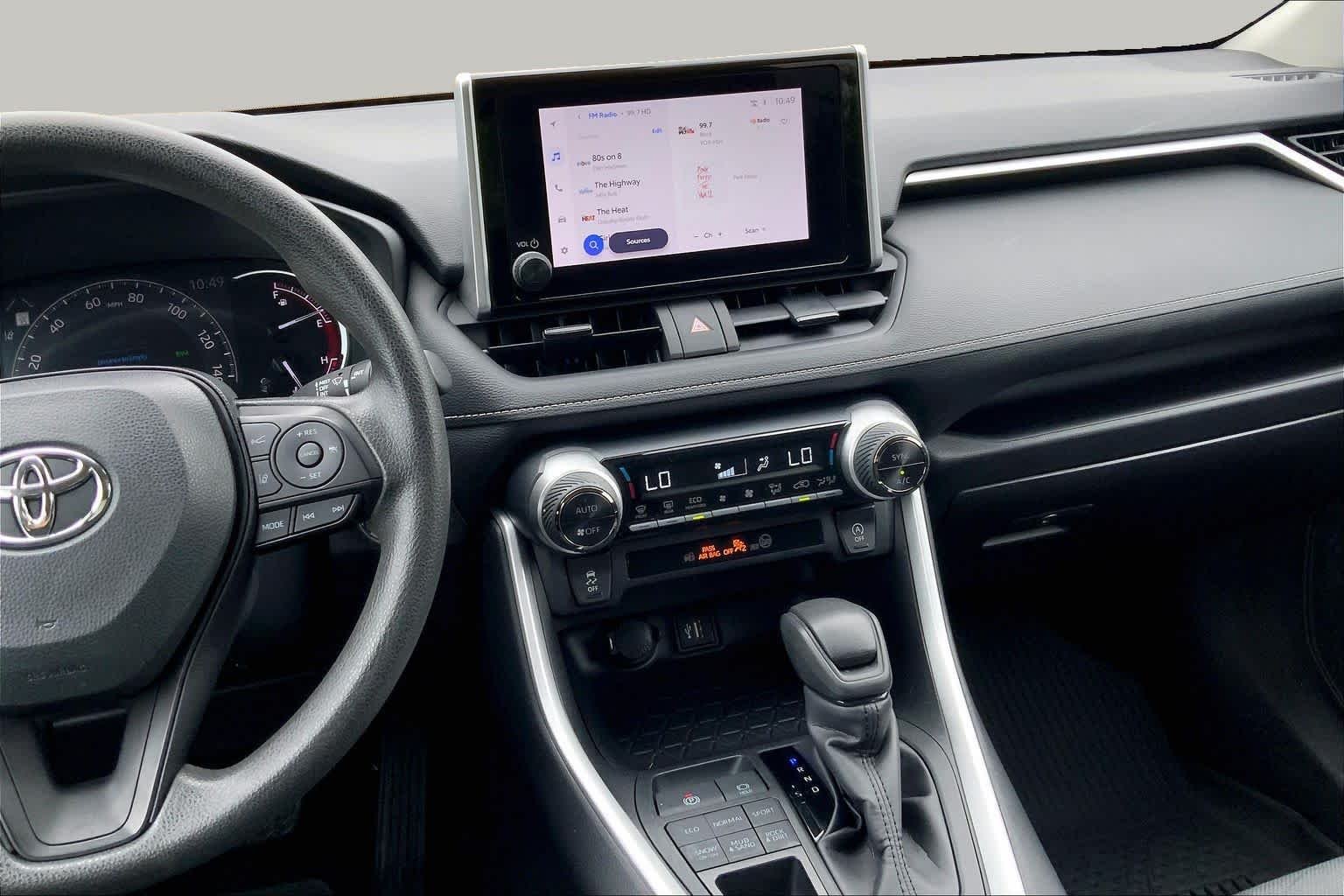 Used 2024 Silver Sky Metallic Toyota XLE image 7
