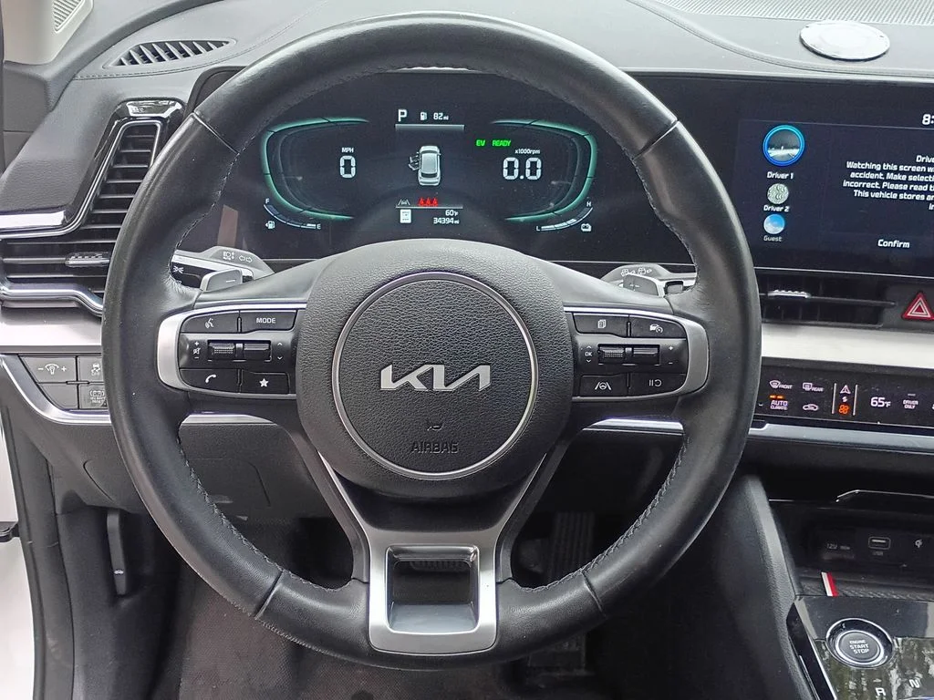 Used 2024 Snow White Pearl Kia EX image 21