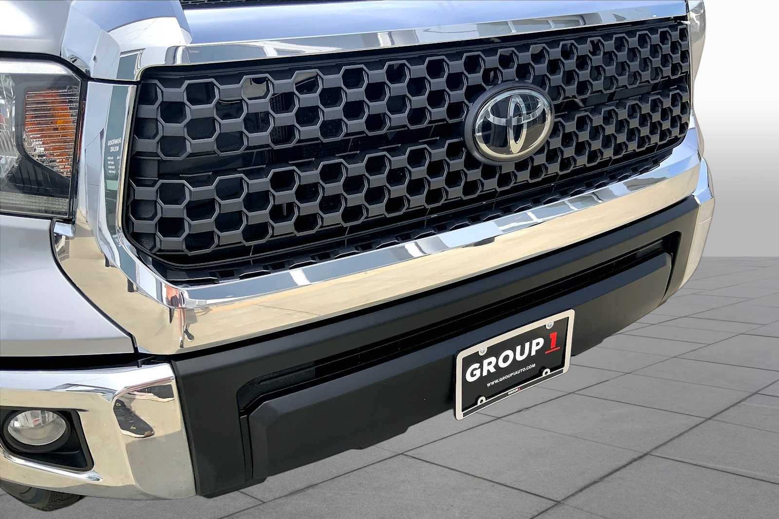 Used 2019 Silver Sky Metallic Toyota SR5 image 60