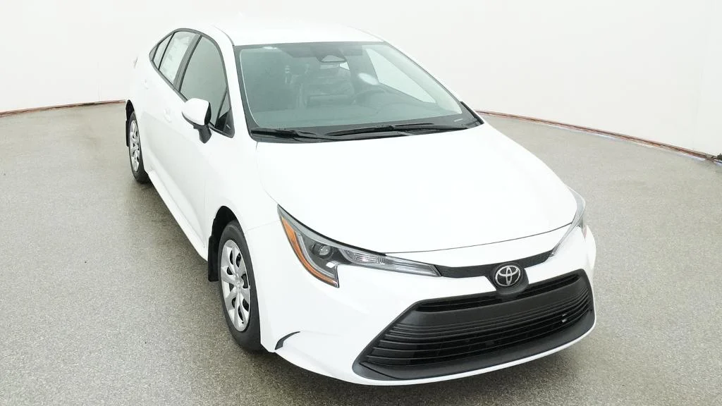 New 2026 Ice Cap Toyota LE image 8