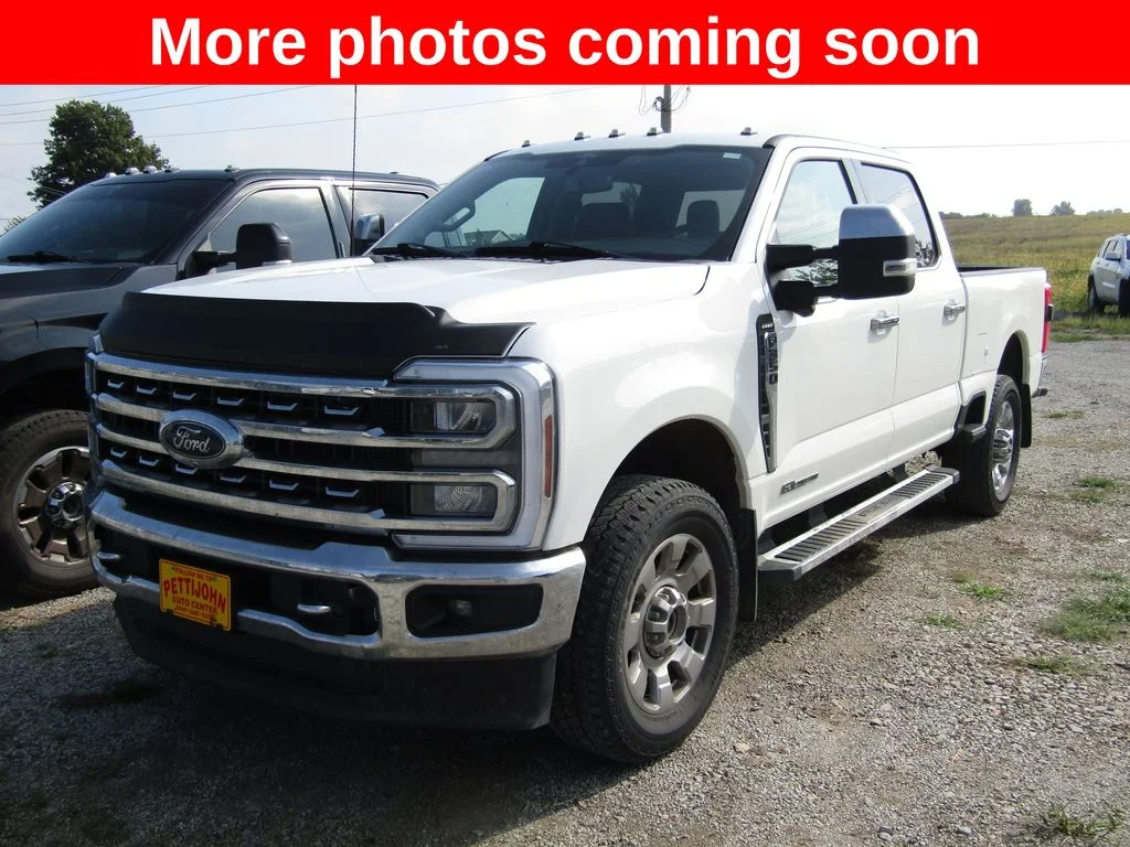 Used 2024 White Ford Lariat image 1