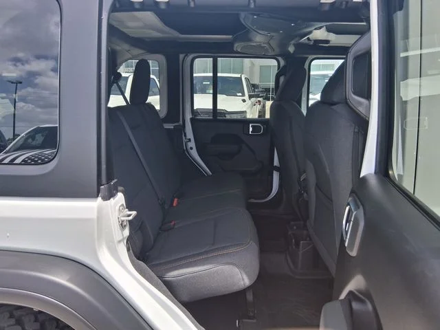 New 2026 Bright White Clear-Coat Exterior Paint Jeep Willys image 24