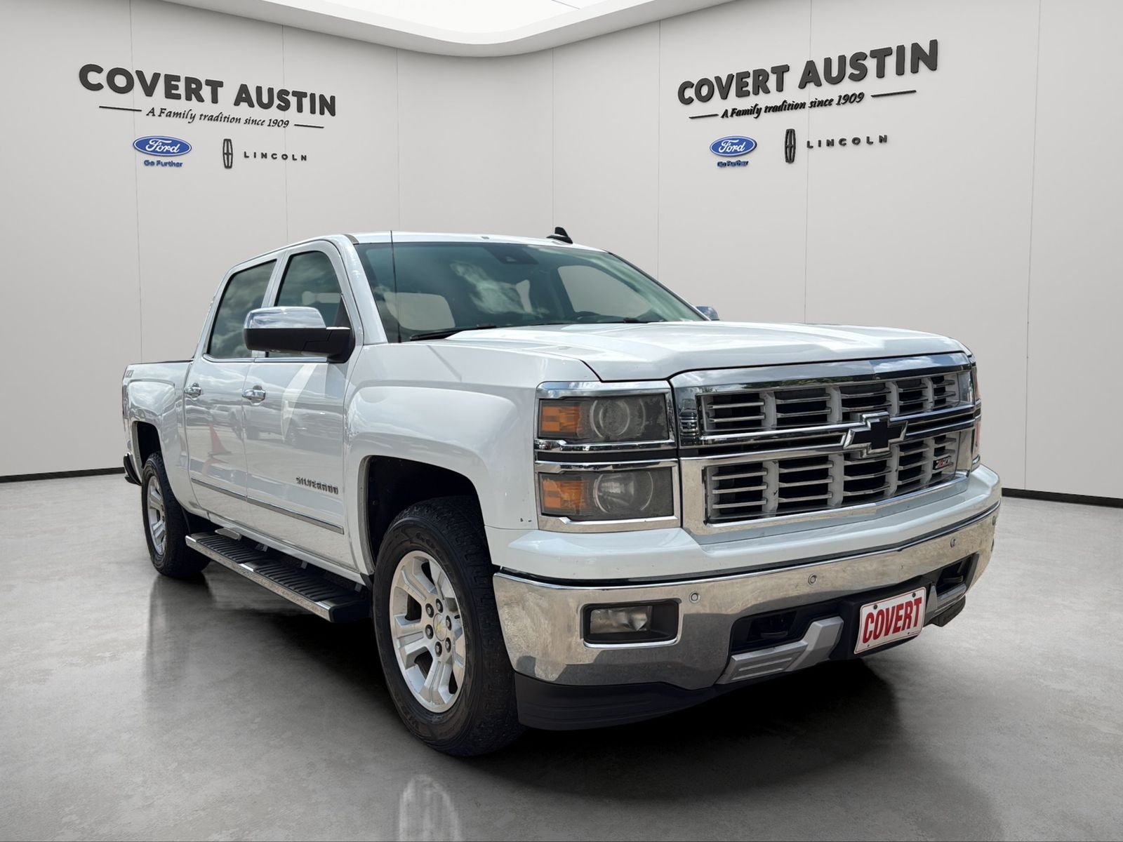 Used 2015 White Chevrolet LTZ image 7