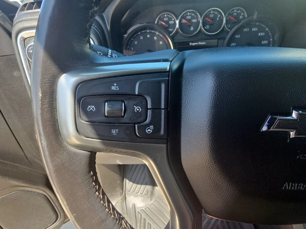 Used 2021 Oxford Brown Metallic Chevrolet RST image 17