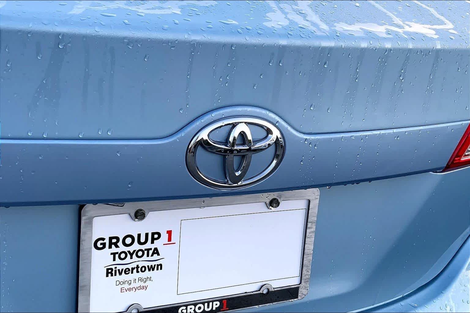 Used 2012 CLEARWATER BLUE META Toyota L image 10