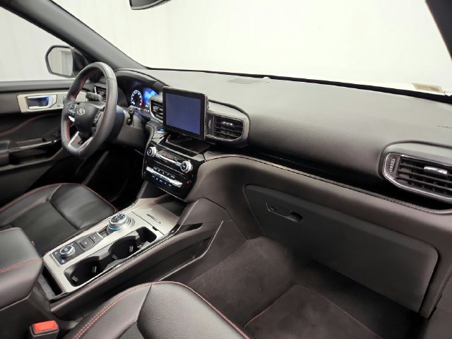 Used 2024 White Ford ST-Line image 25
