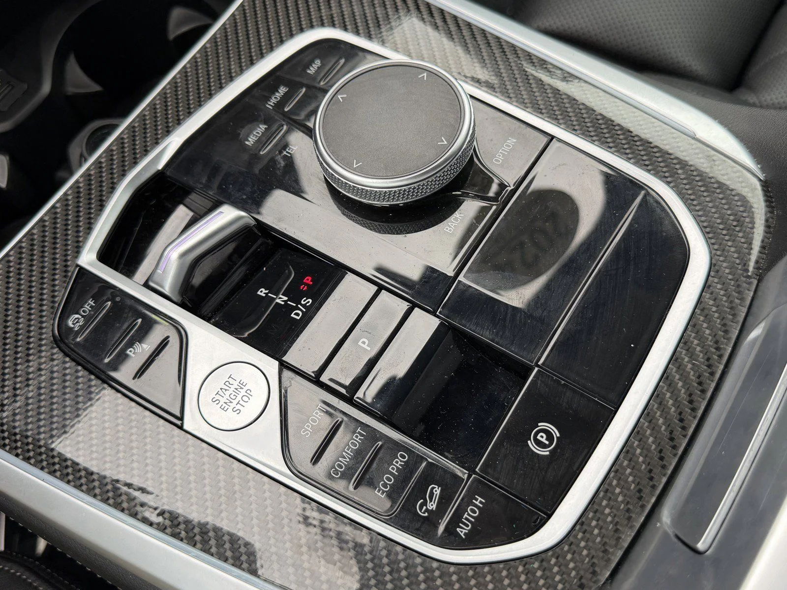 Used 2024 Brooklyn Grey Metallic BMW M60i image 37