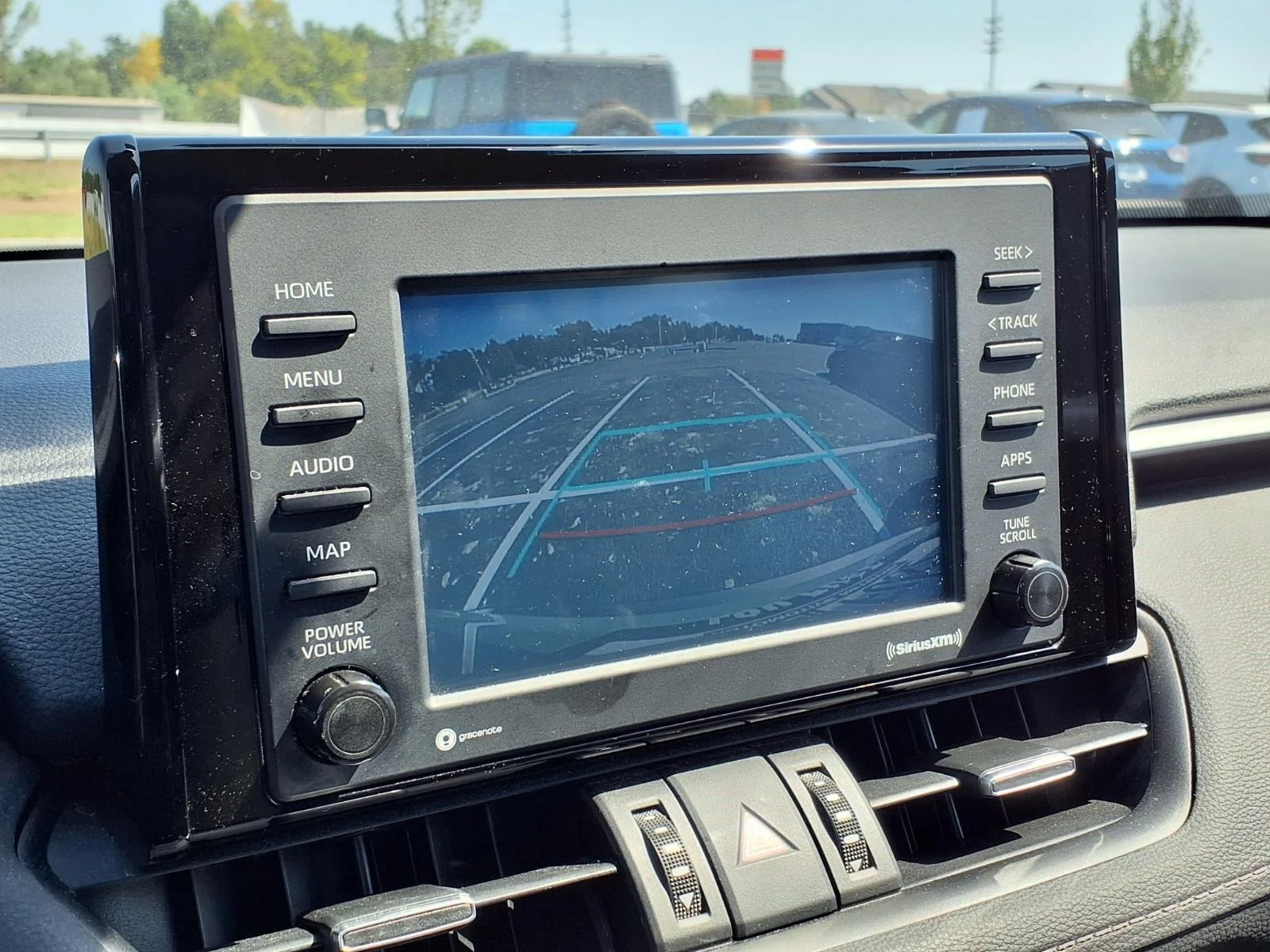Used 2022 Lunar Rock Toyota XLE Premium image 4