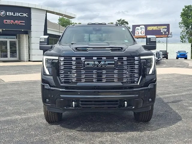 New 2026 Onyx Black GMC Denali Ultimate image 2