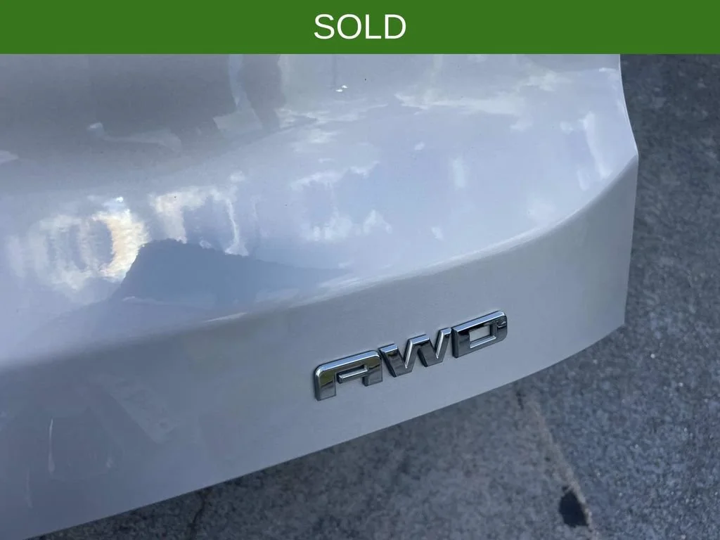 Used 2019 QUICKSILVER METALLIC GMC SLE image 15