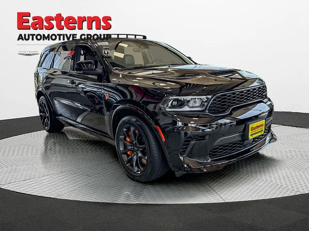 New 2026 Diamond Black Clear-Coat Exterior Paint Dodge SRT Hellcat Jailbreak image 3