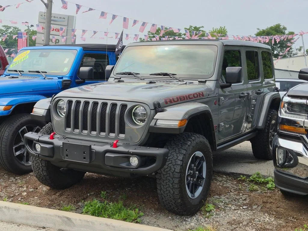 Used 2022 Gray Jeep Unlimited Rubicon image 1