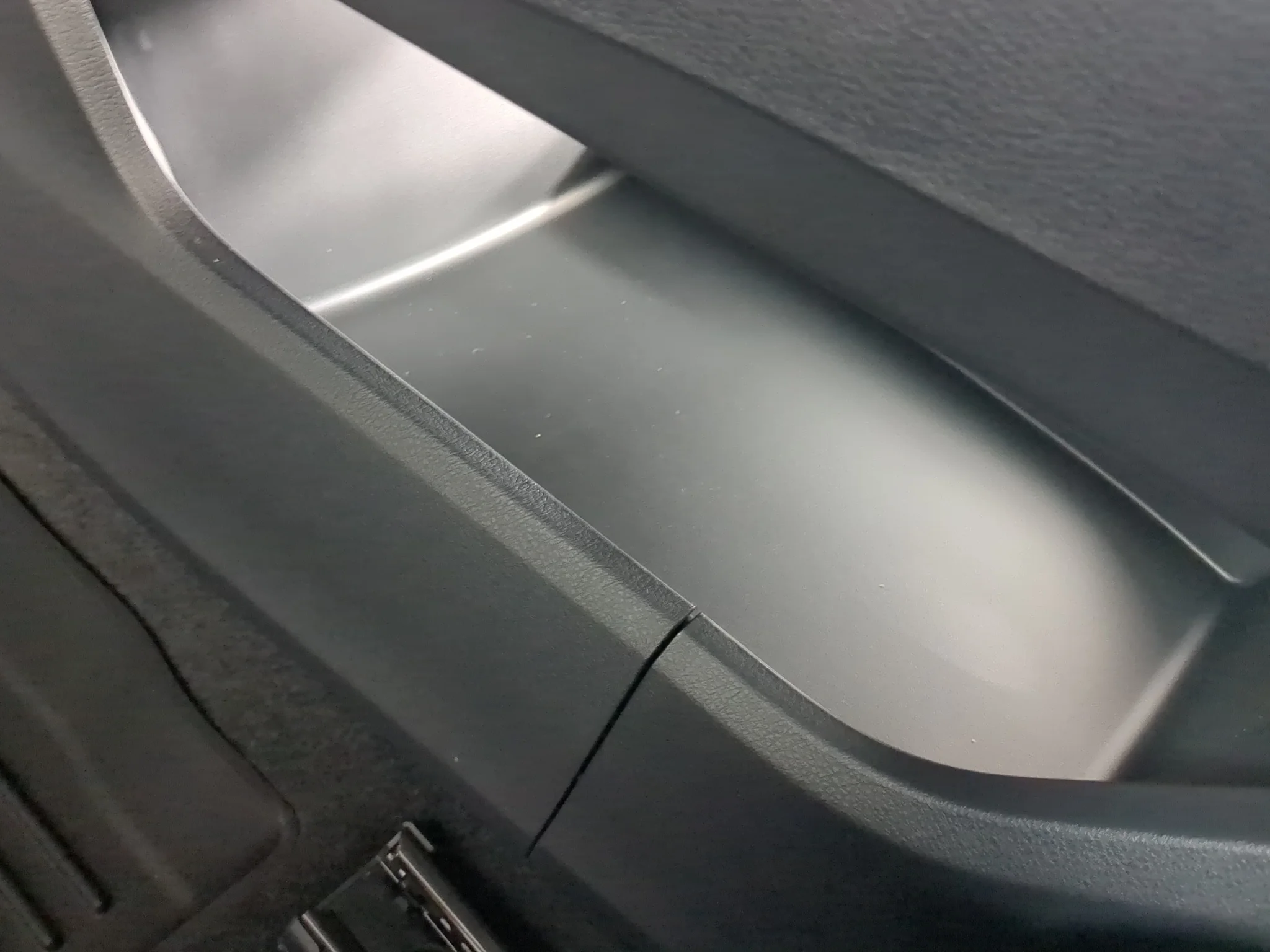 New 2027 Boulder Gray Pearl Nissan Rock Creek image 27