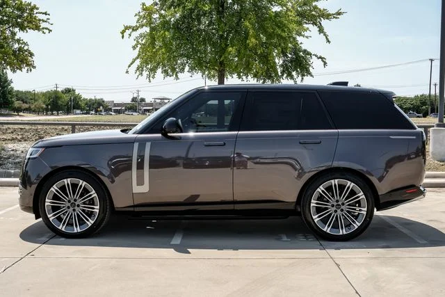 2026 Land Rover Range Rover SE - Photo 12