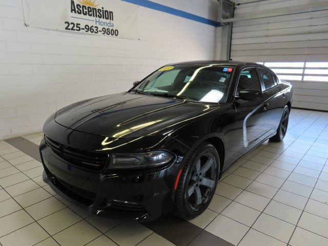 Used 2017 Dodge Charger SXT with VIN 2C3CDXHG4HH515462 for sale in Gonzales, LA