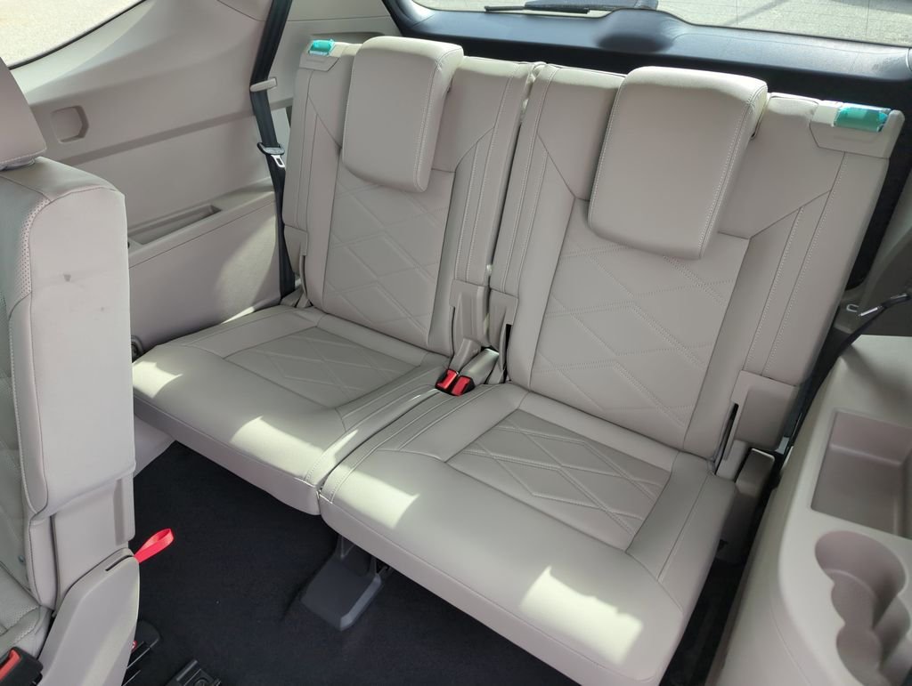 New 2026 White/off-white Volkswagen 2.0T SE image 29