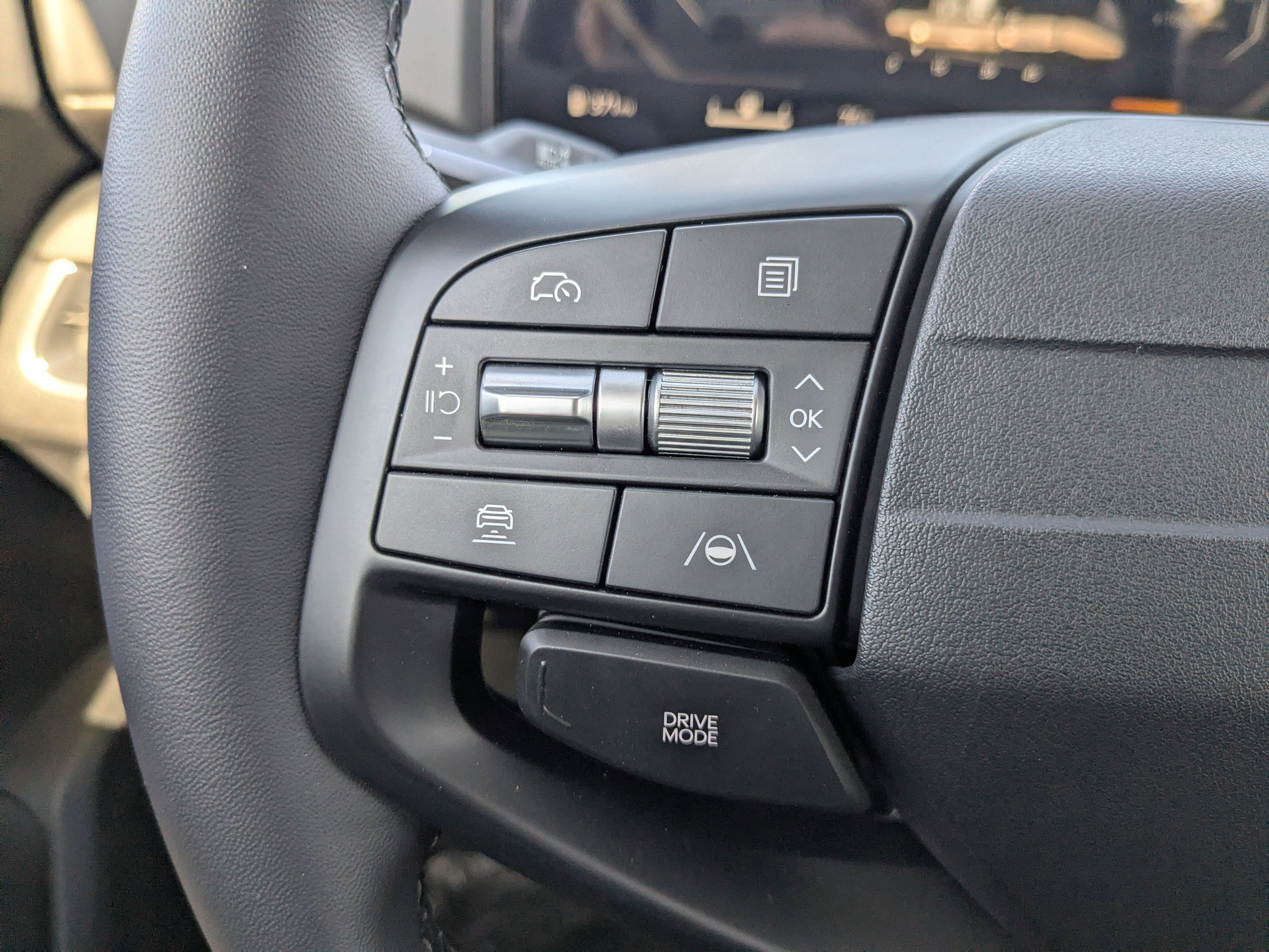 New 2025 Snow White Pearl Kia EX image 30