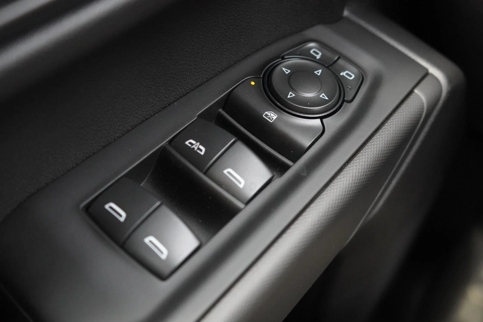 2026 Chevrolet Silverado 1500 Custom Trail Boss - Photo 17