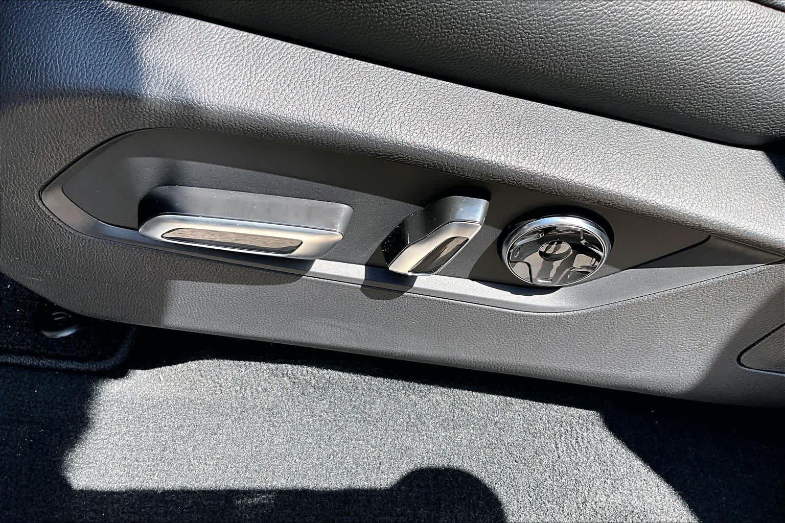 New 2026 Liquid Carbon Metallic Acura  image 20