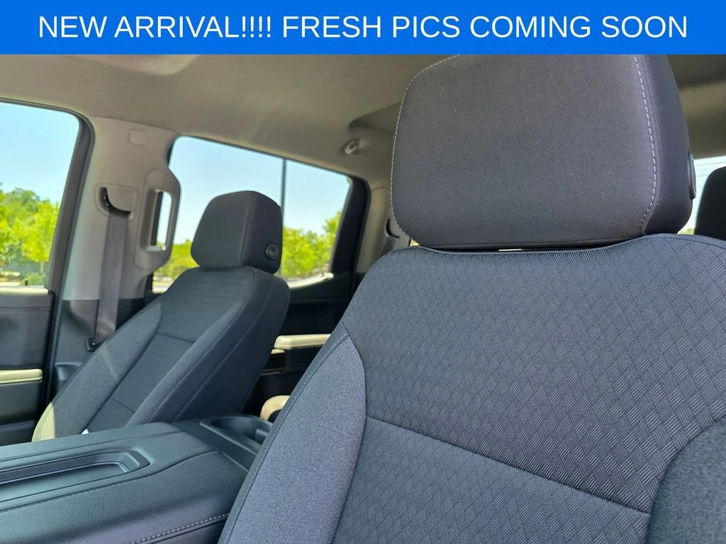 Used 2022 Summit White Chevrolet RST image 13