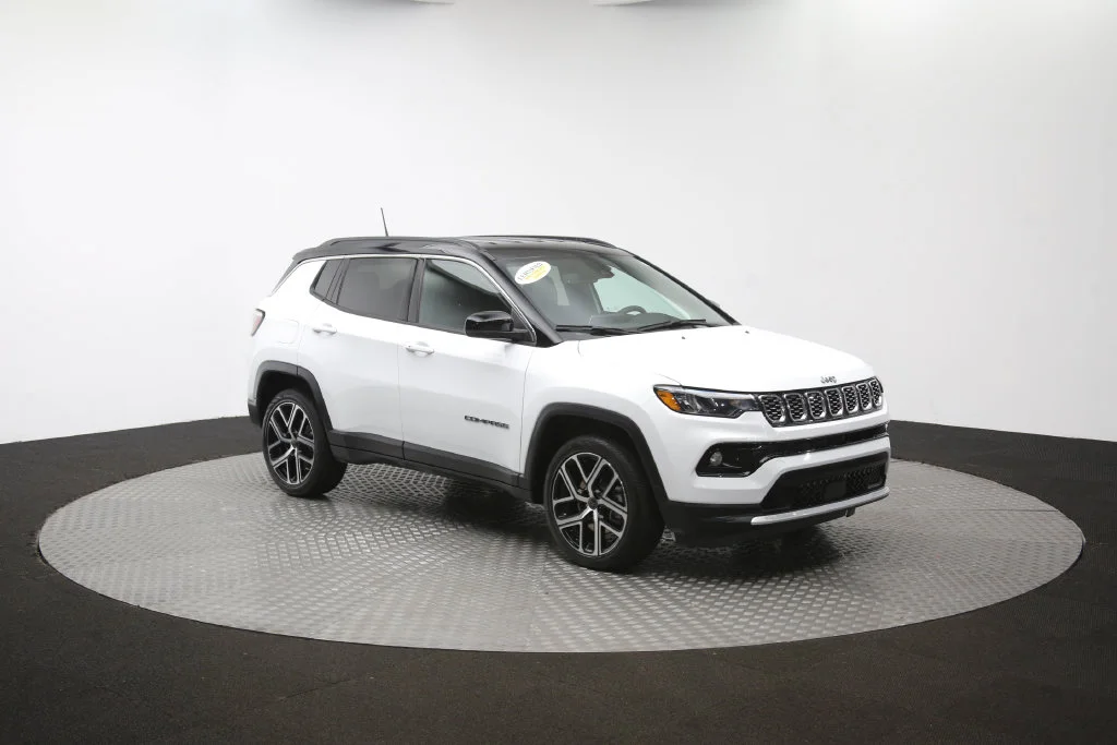 Certified Used 2025 White Jeep Limited image 44