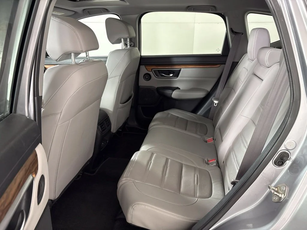 Used 2018  Honda EX-L image 23