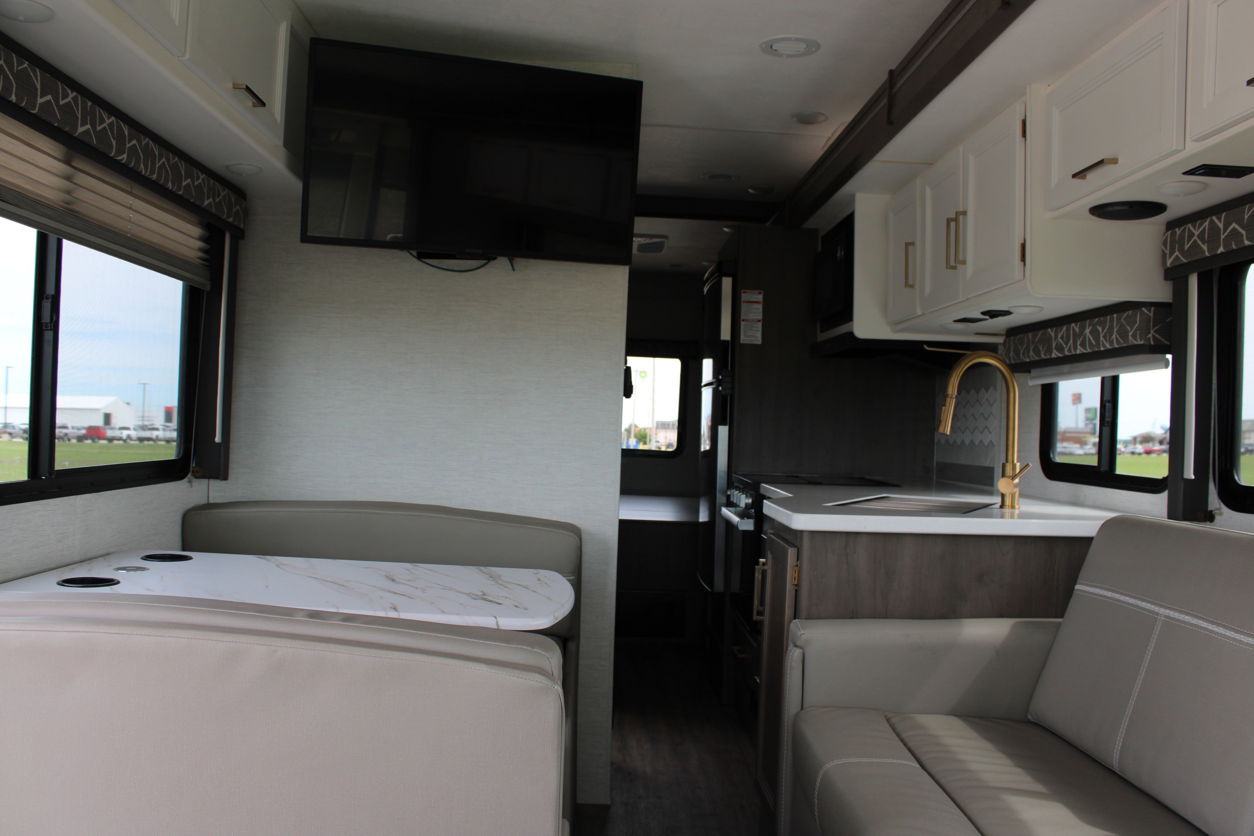 Used 2023 White Ford  image 12