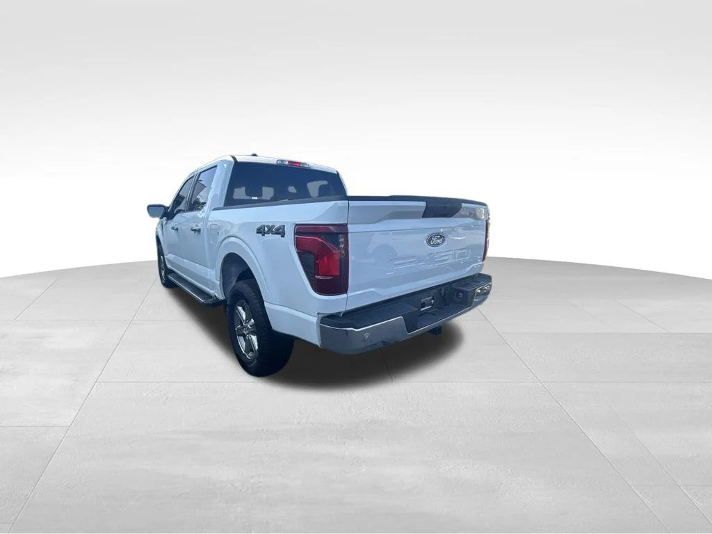 Used 2025 White Ford XLT image 3