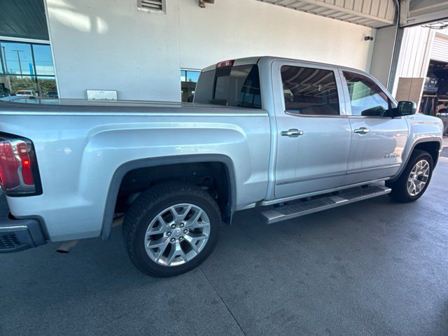 Used 2018 Silver GMC SLT image 4