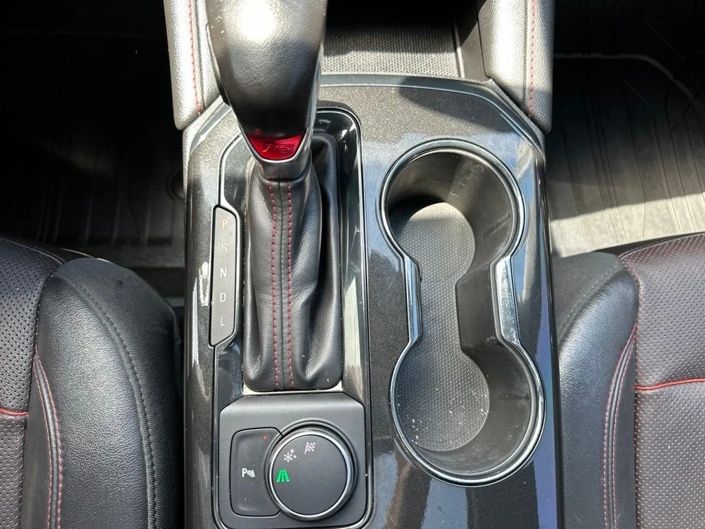 Used 2019 White Chevrolet RS image 40