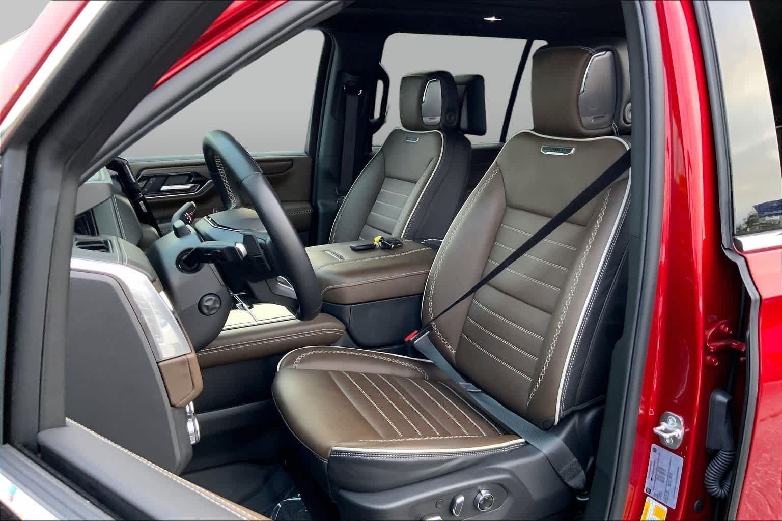 Used 2026 Volcanic Red Tintcoat GMC Denali Ultimate image 7