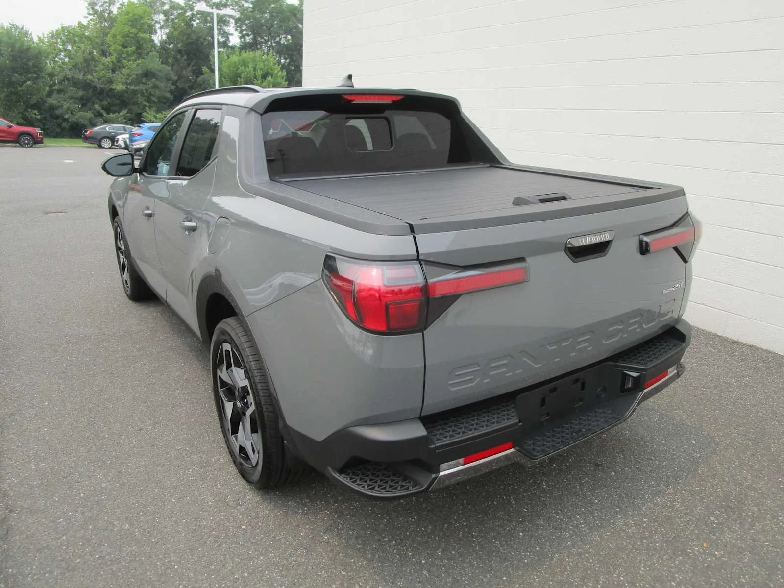 Used 2024 Hampton Gray Hyundai Limited image 8