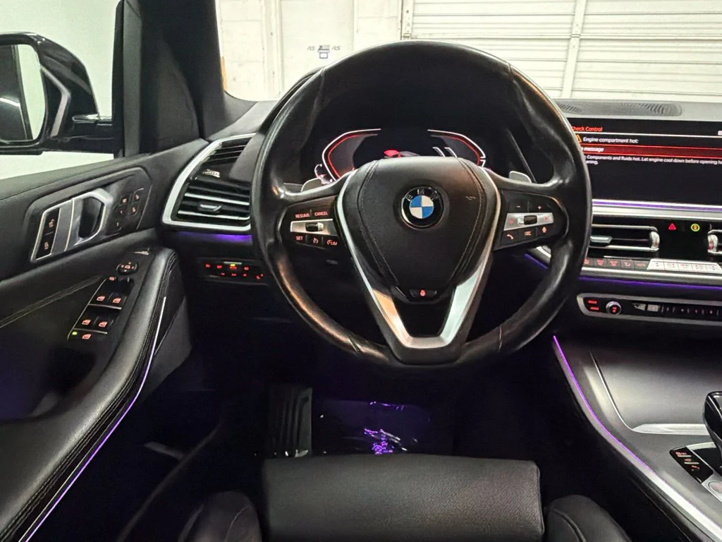 Used 2021 Black BMW sDrive40i image 23