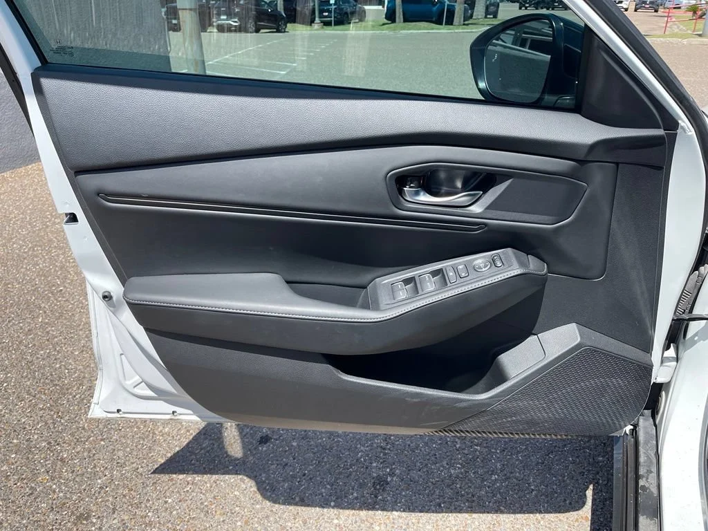 Used 2024 Fiesta Chevys Honda Sport image 6