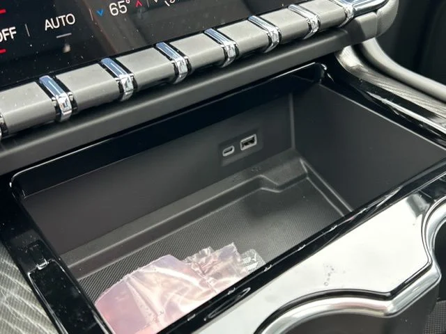 2026 GMC Yukon AT4 - Photo 55