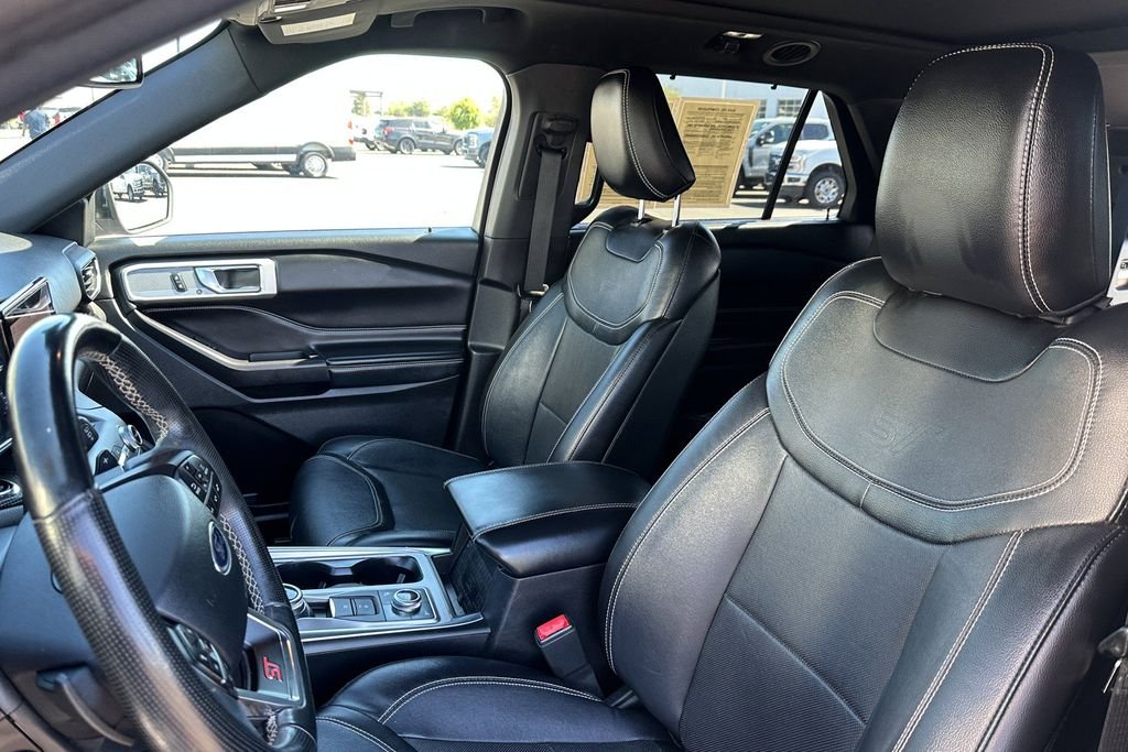 Used 2020 Silver Ford ST image 25