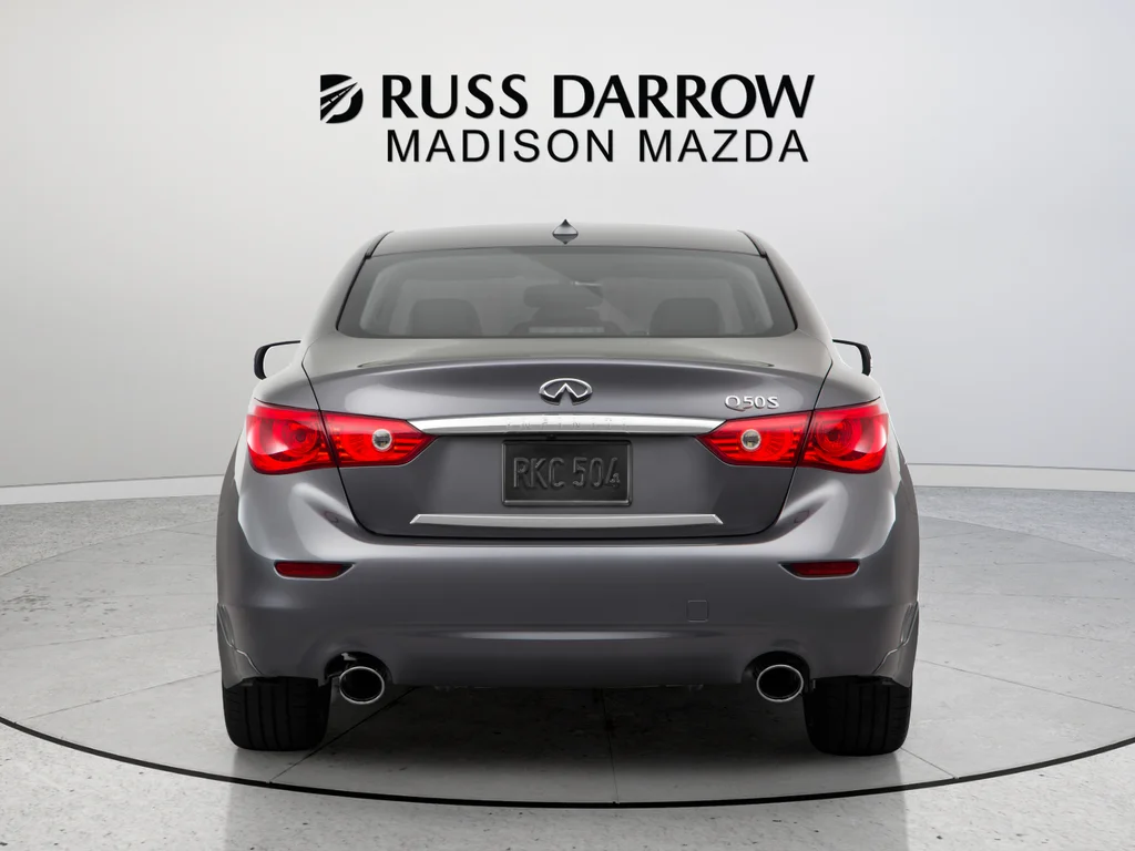 Used 2017 Gray INFINITI Sport image 3