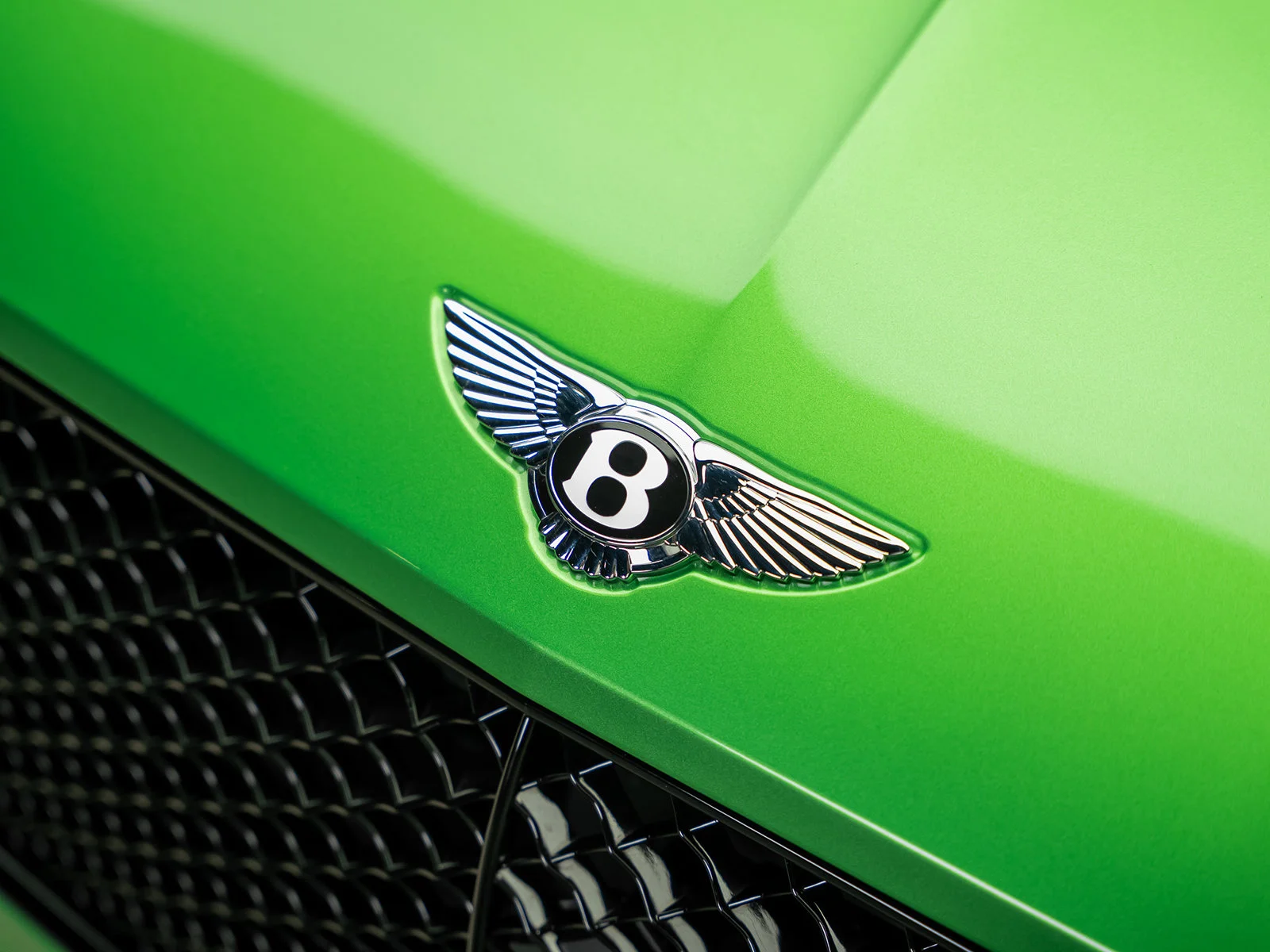 Used 2021  Bentley V8 image 6