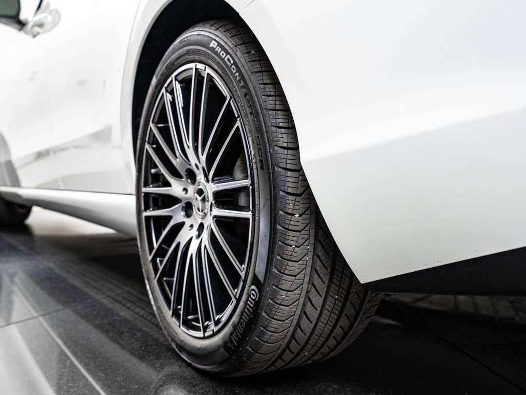 Used 2025 Polar White Mercedes-Benz C 300 image 48