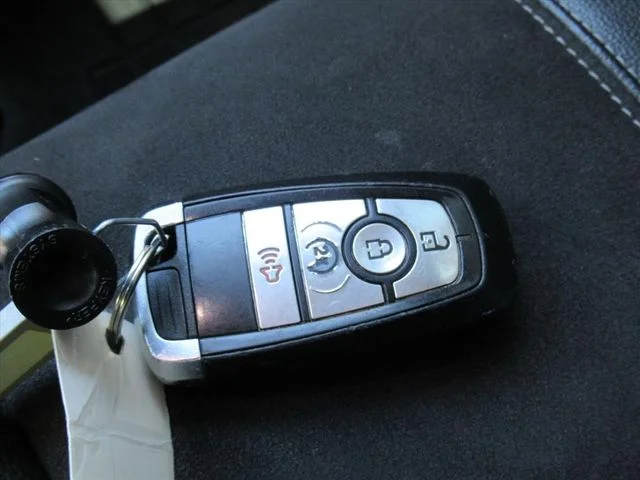 Used 2022 Black Ford Lariat image 35