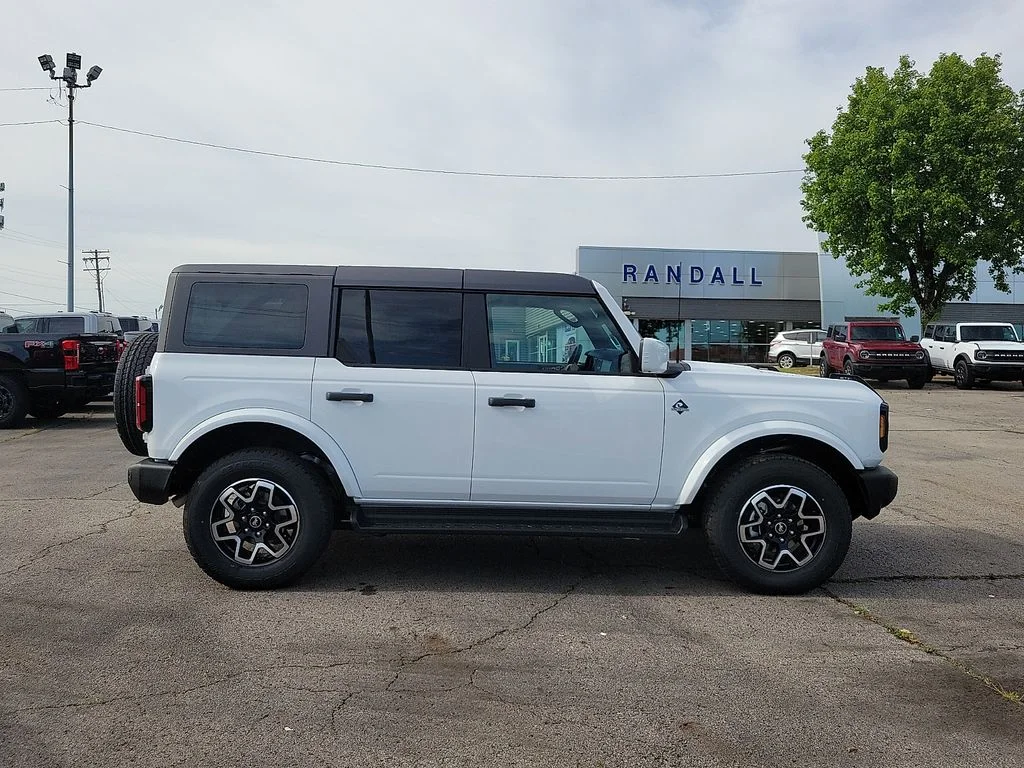 New 2026 Oxford White Ford Outer Banks® image 6